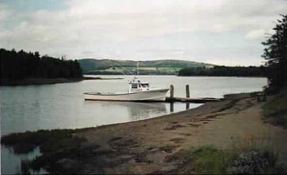 Kadi Mae berthed at the Canal